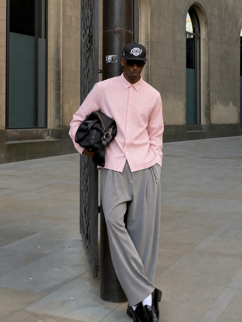 OFF SUPPLY EVERYDAY SHIRT IN PINK – model front