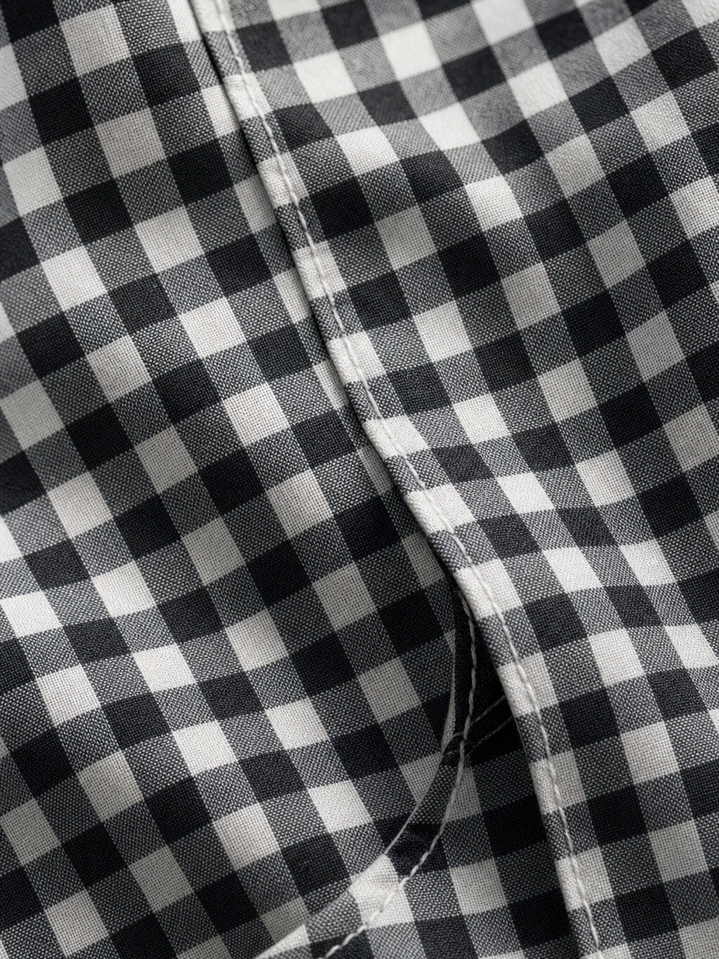 OFF SUPPLY HARMONY B/W CHECKS SHIRT – close-up detail