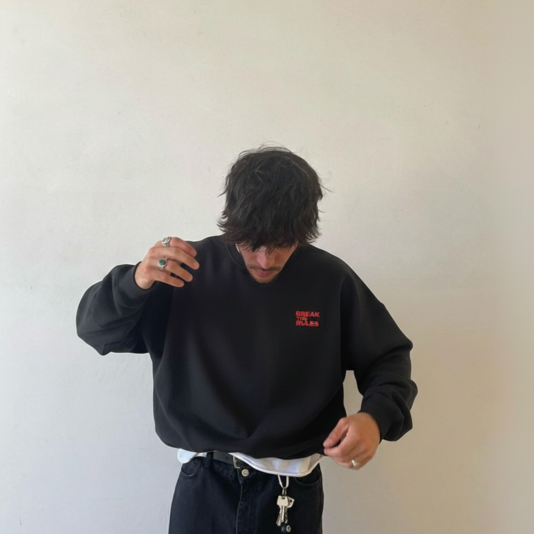 BREAK THE RULES - UNFINISHED OVERSIZED SWEATSHIRT