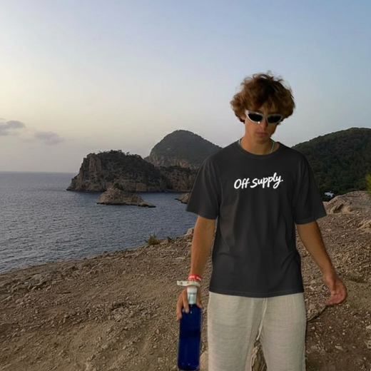 Off supply Met your Mom black t-shirt