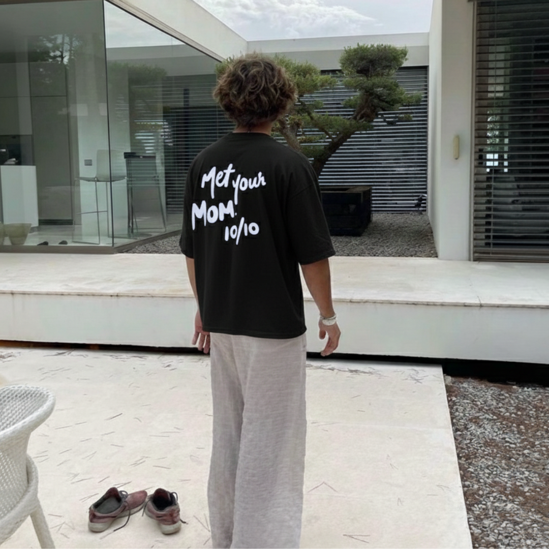 Off supply Met your Mom black t-shirt