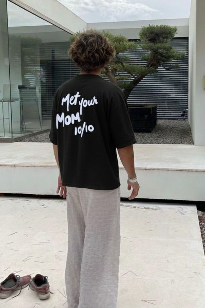 Off supply Met your Mom black t-shirt