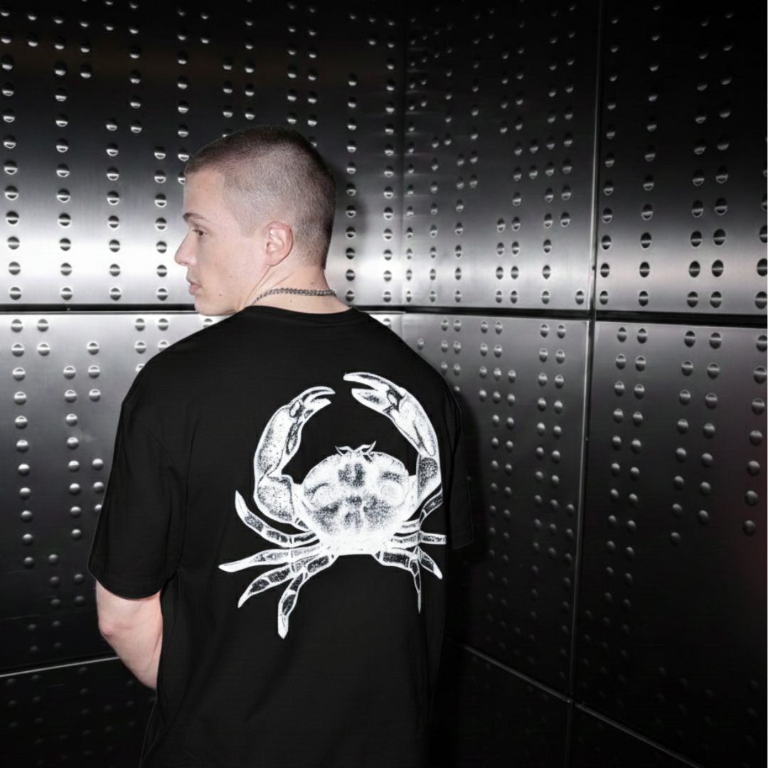 Off supply The crab black t-shirt