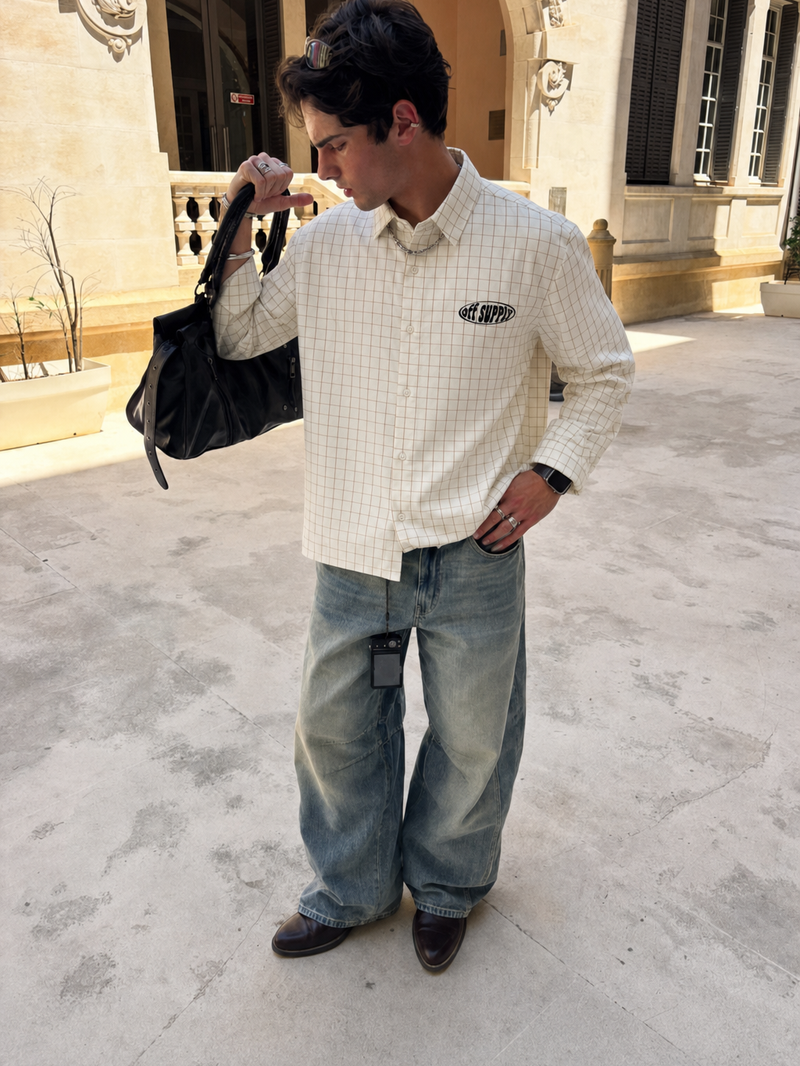 OFF SUPPLY EVERYDAY FLOWERS SHIRT IN IVORY – model front