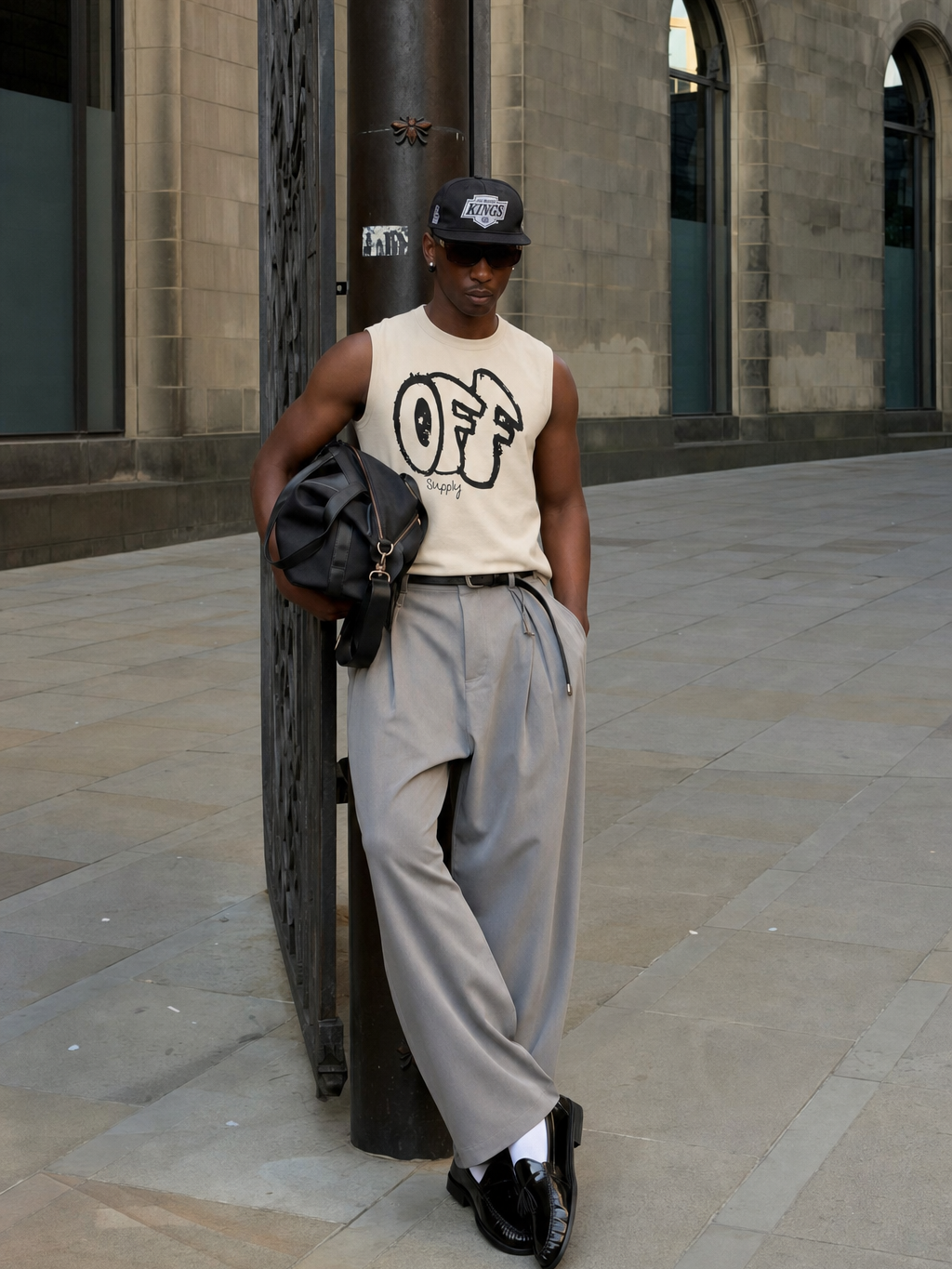 OFF SUPPLY CLUB BEIGE TANK – model front