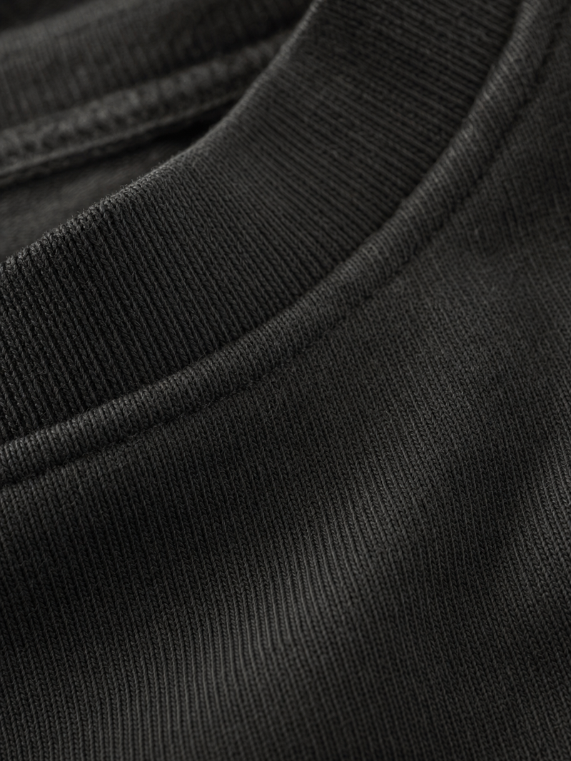OFF SUPPLY OFF THE SPEED BLACK TANK – close-up detail