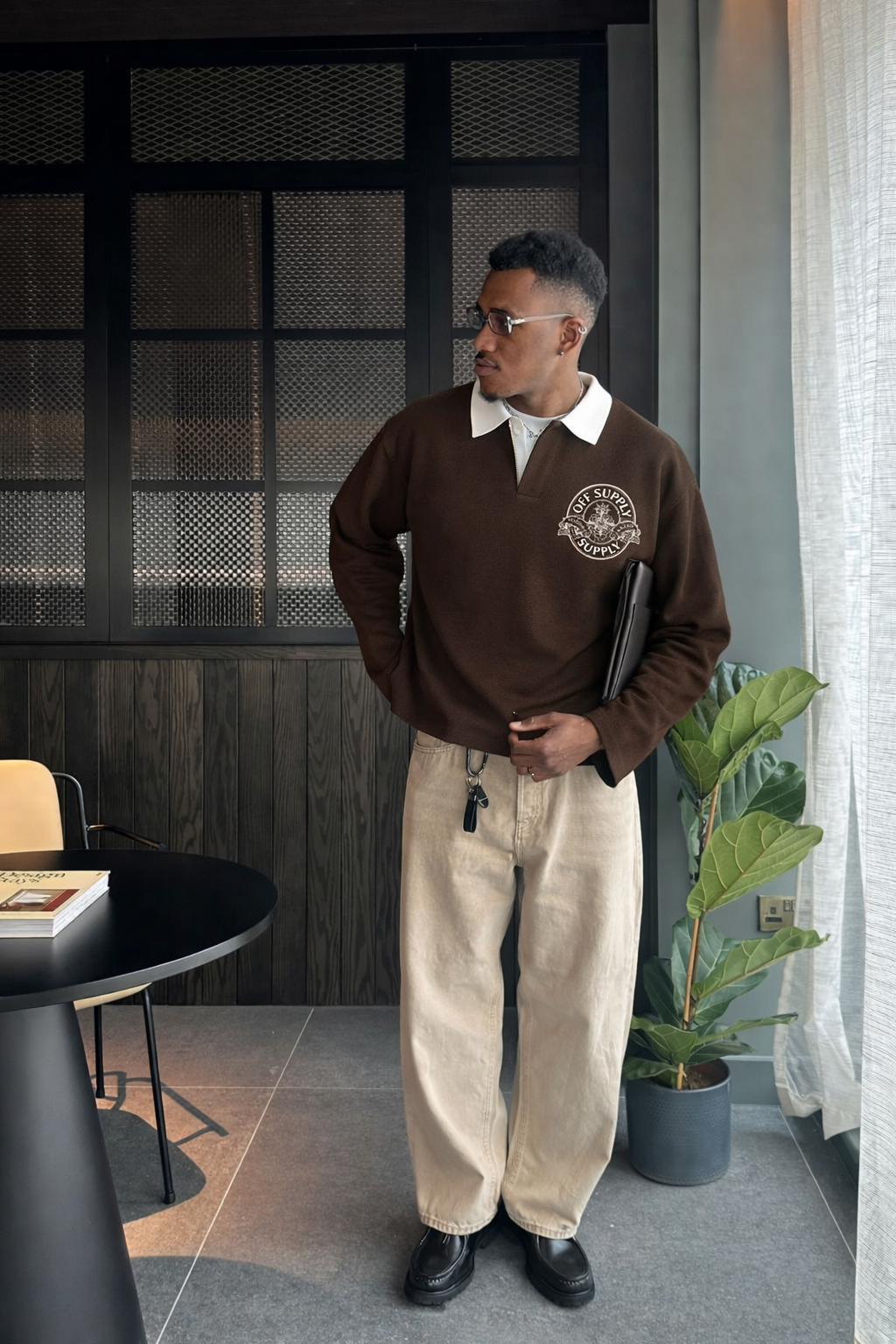 Off supply Badge Brown Polo Sweatshirt