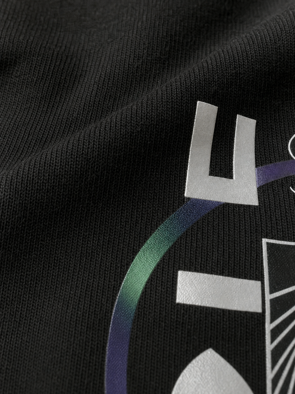Off Supply Black hole T-shirt Black – close-up detail