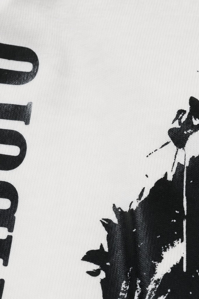 Close-up fabric detail - Off Supply Marlboro Rider Archive Statement T-shirt