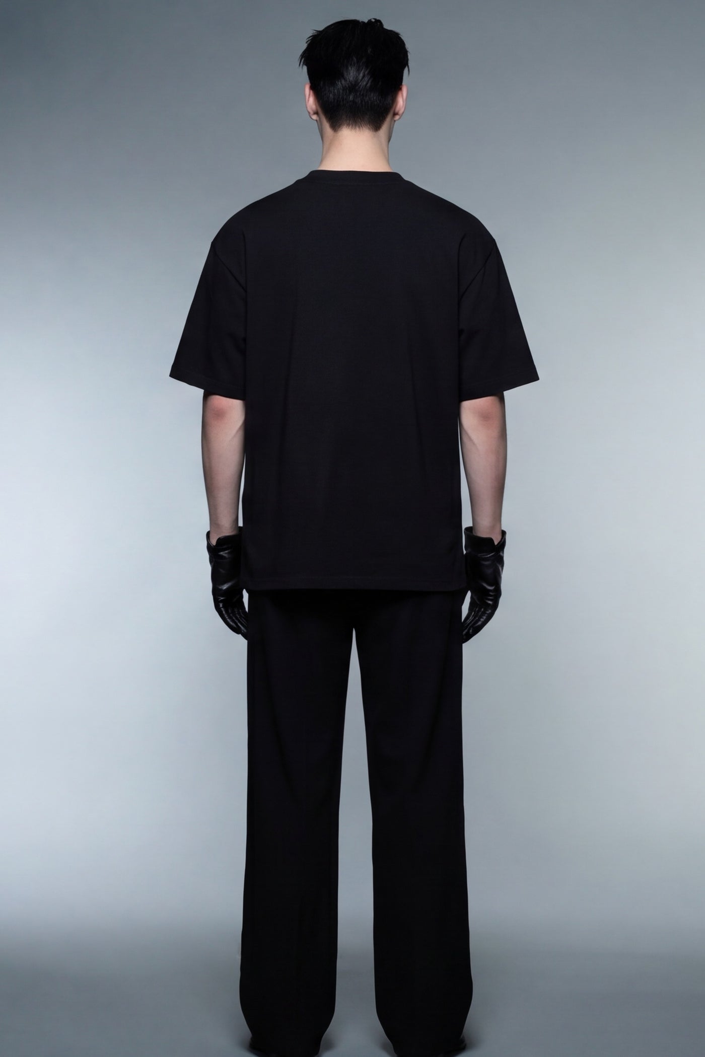 off-supply-structural-mesh-t-shirt-limited-edition model back